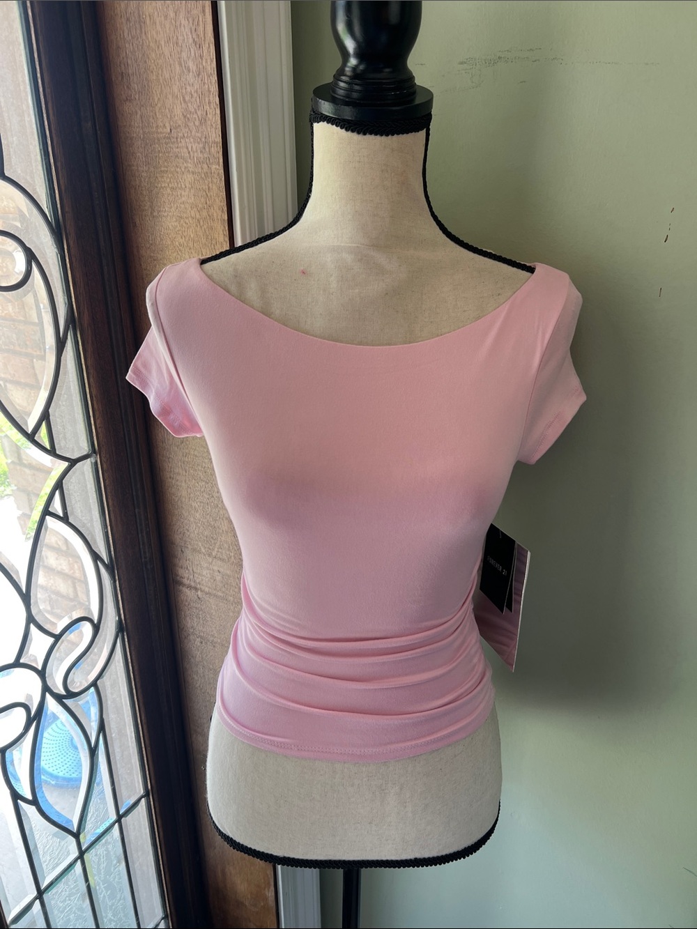 Forever 21 Light Pink Scoop Neck Short Sleeve Top